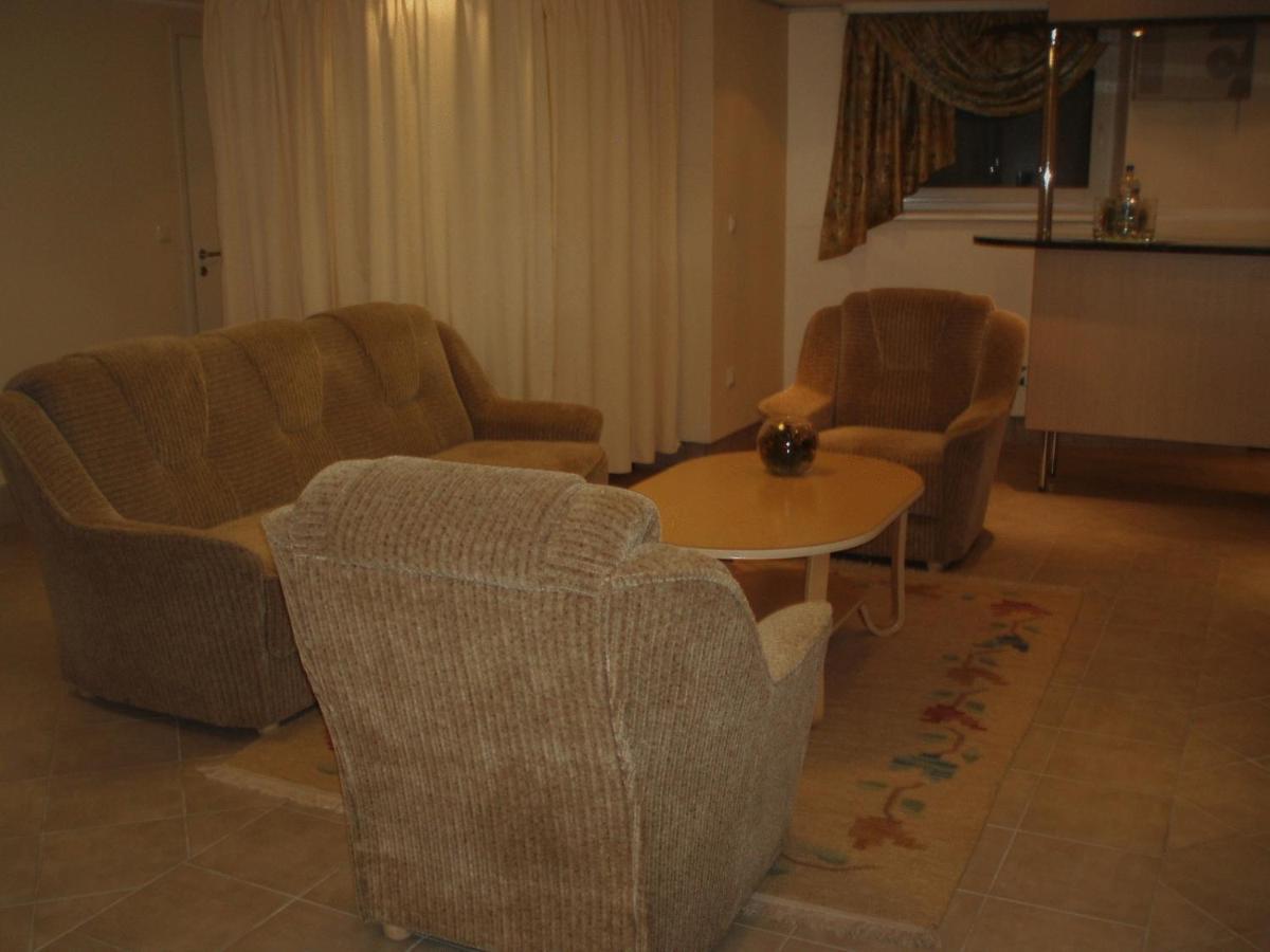 Nette Hotel ปาร์นู ภายนอก รูปภาพ